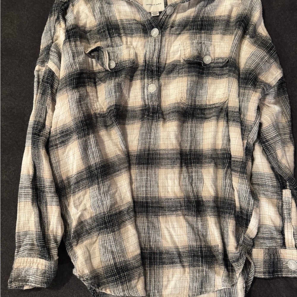 American Eagle Outfitters Black and Cream Checkered Shirt